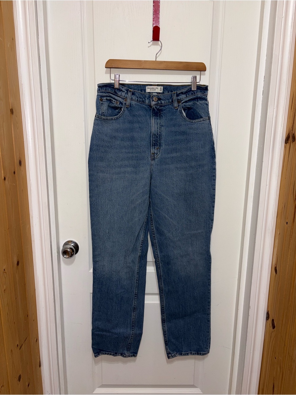 Abercrombie & Fitch | Straight Leg Jeans | Size 12